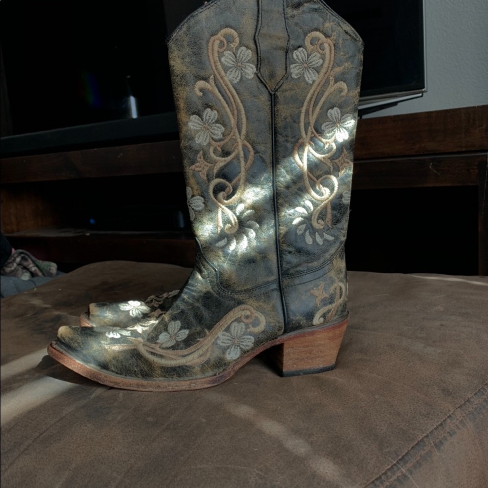Western boots